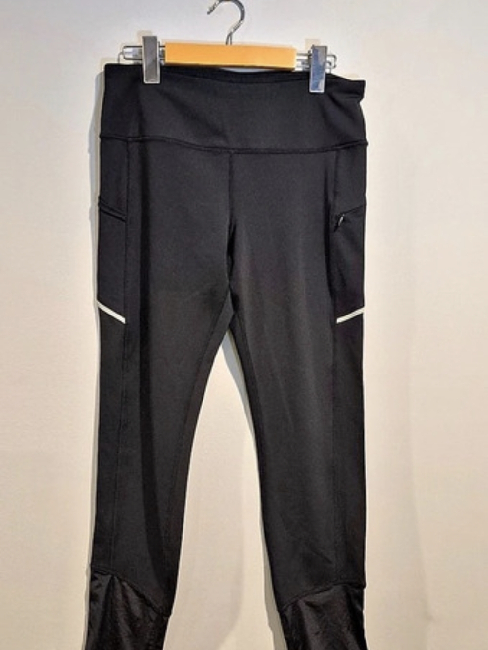 Diadora Black Athletic Leggings Size M/L